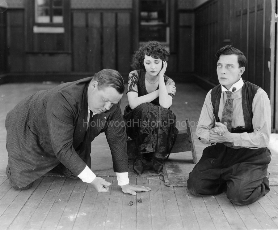 Buster Keaton 1920 Fatty Arbuckle Sybil Sealy in One Week wm.jpg